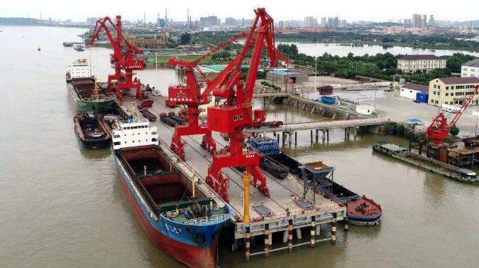 赤壁概述露天料场港口封闭问题的实行方法